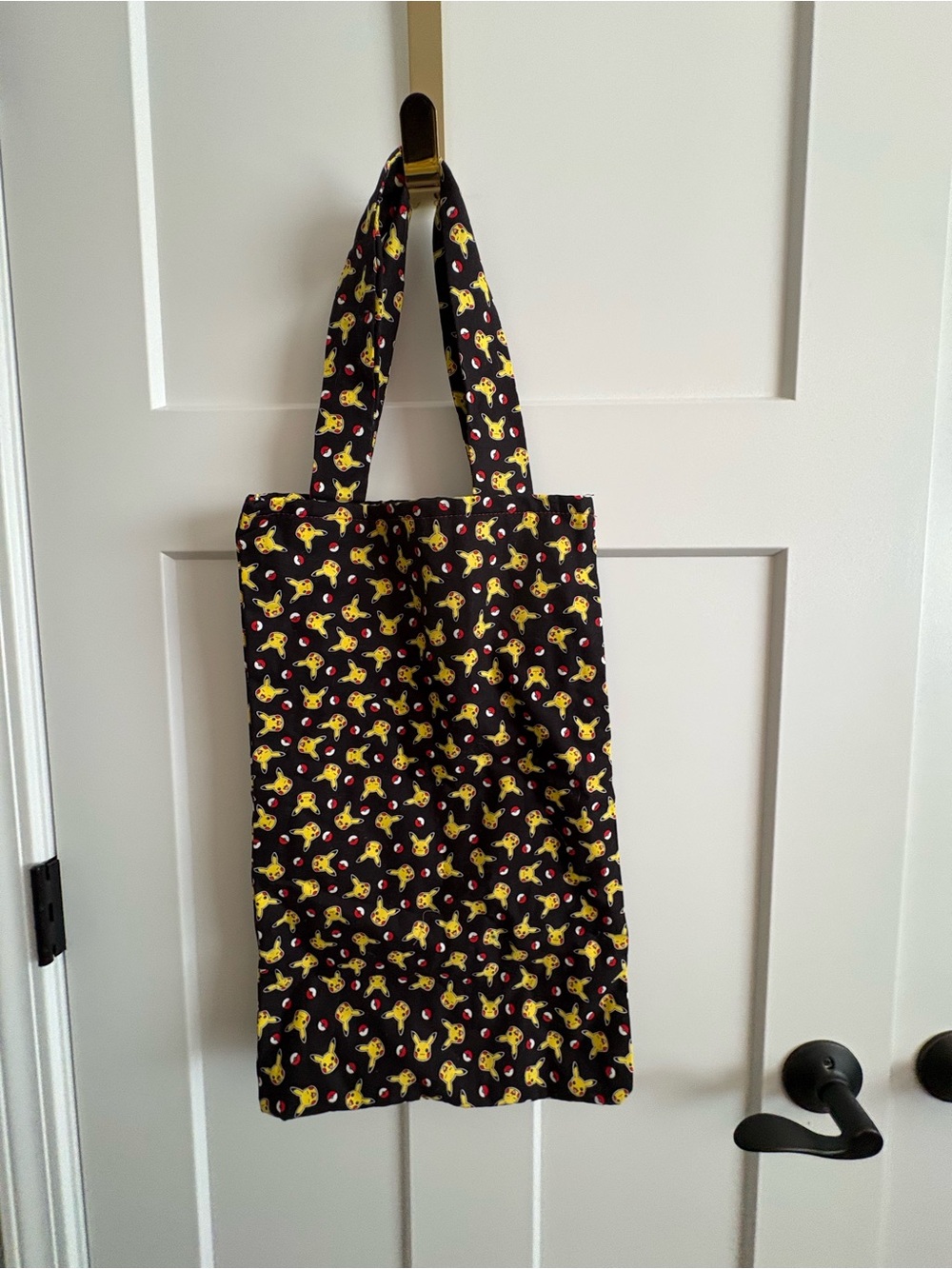 Pokémon Pikachu & Poké Ball All-Over Print Tote Bag